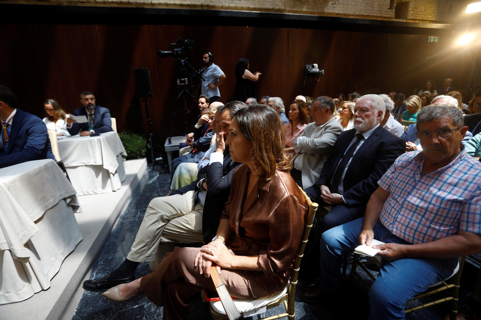 La investidura del alcalde de Córdoba, José María Bellido, en imágenes