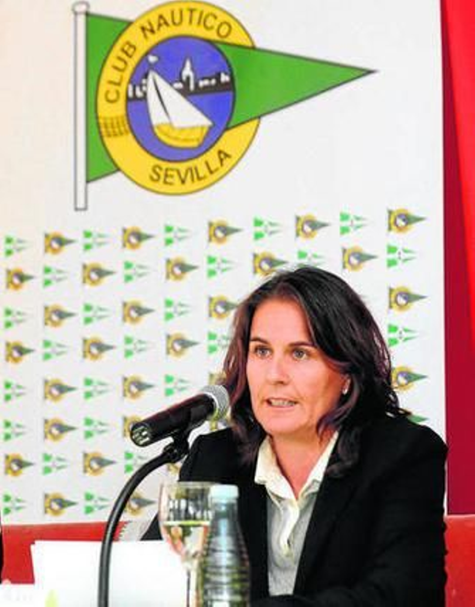 Conchita Martínez, ayer en su comparecencia en el Náutico Sevilla.