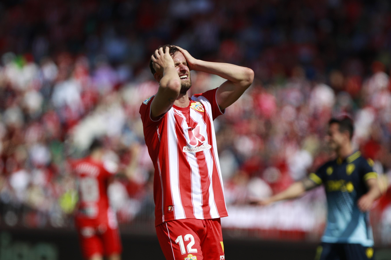 Imágenes del partido de la Liga Santander U.D. Almería-Cádiz C.F.