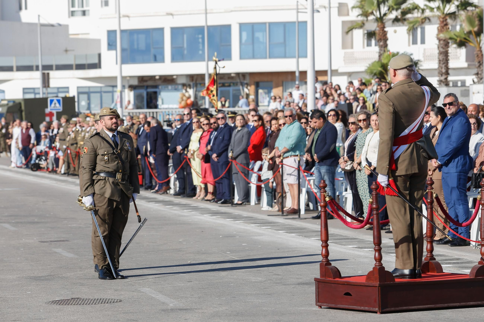Las fotos de la jura de bandera civil en Tarifa