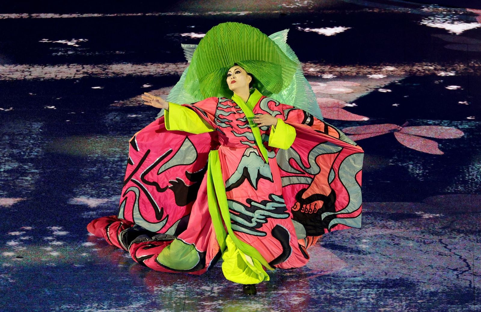 Las mejores fotos de los Juegos Olímpicos de invierno Milán Cortina d'Ampezzo 2026 | Ceremonia de clausura y jornada 17 y última