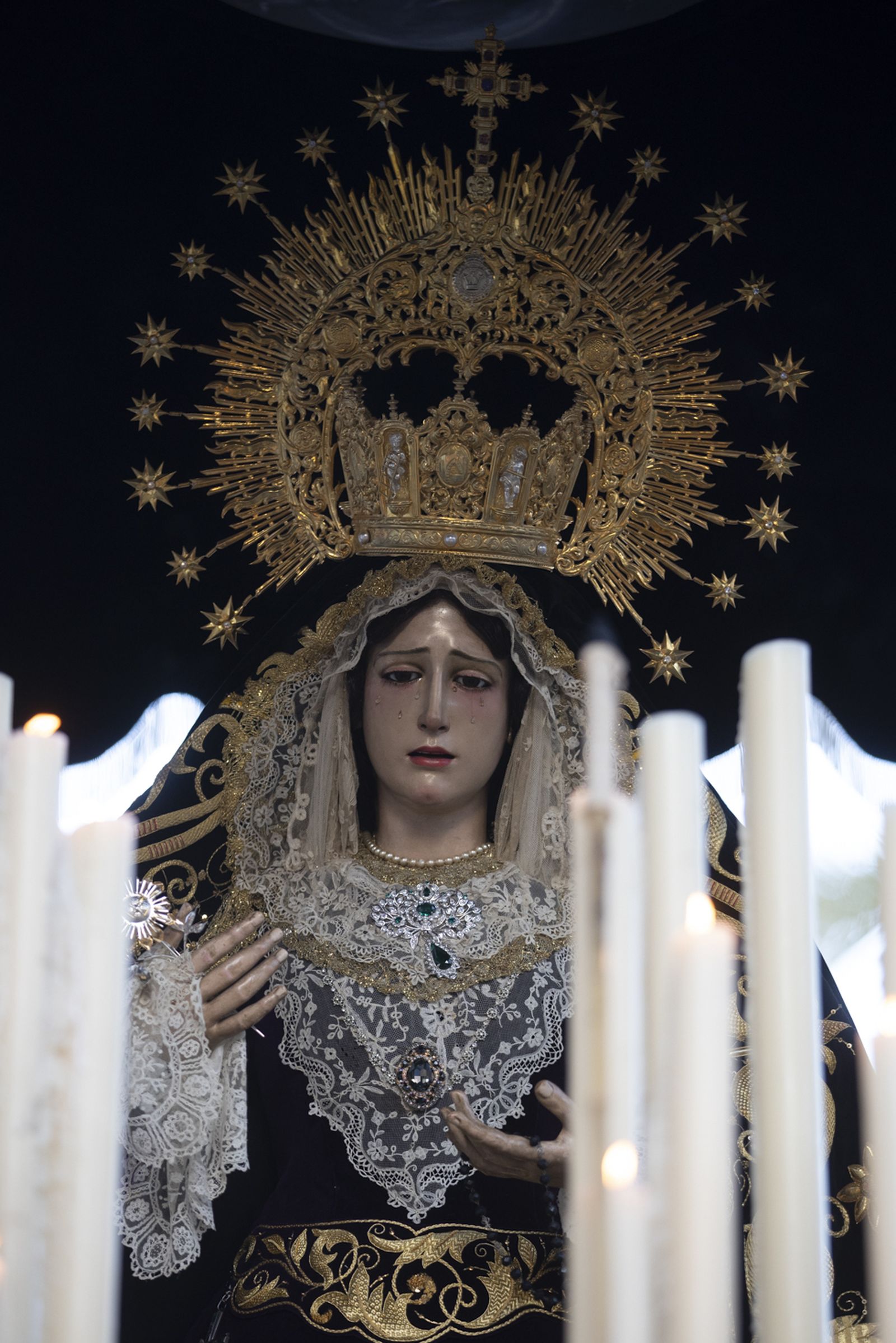 La Hermandad del Santo Entierro de la Semana Santa de Huelva 2023, en imágenes
