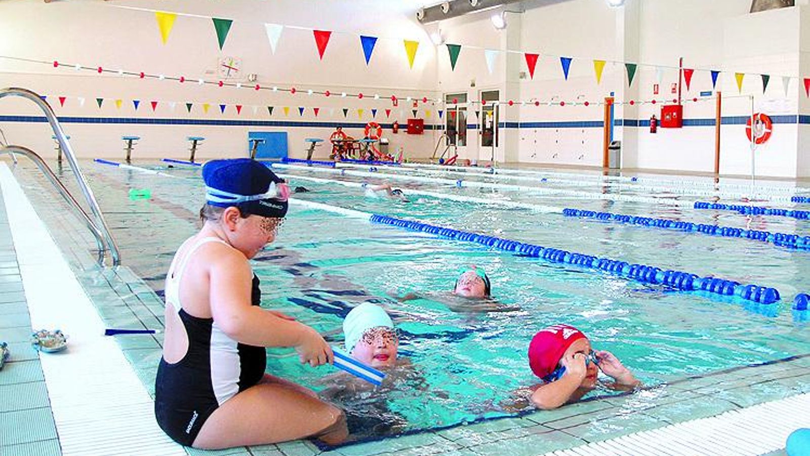 El 60% de los niños que acuden a piscinas habitualmente tienen problemas de erosión dental.