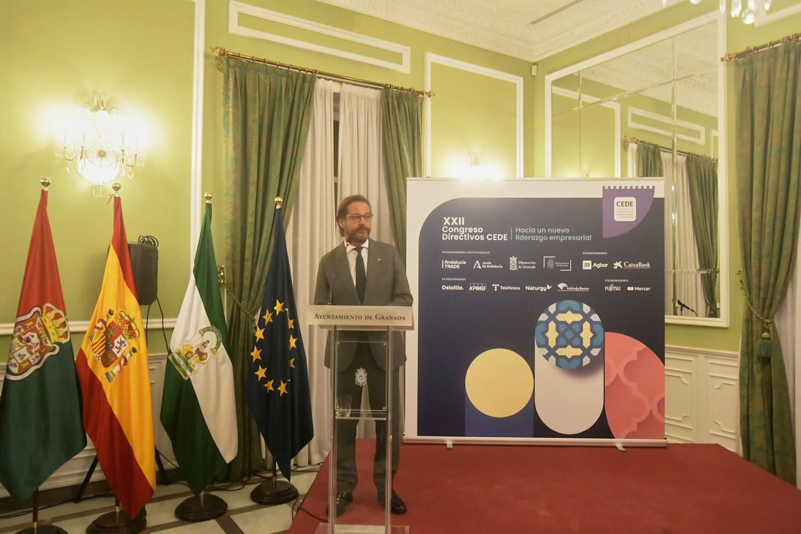 Las mejores imágenes de la entrega de premios de la Fundación CEDE a empresas y directivos en Granada