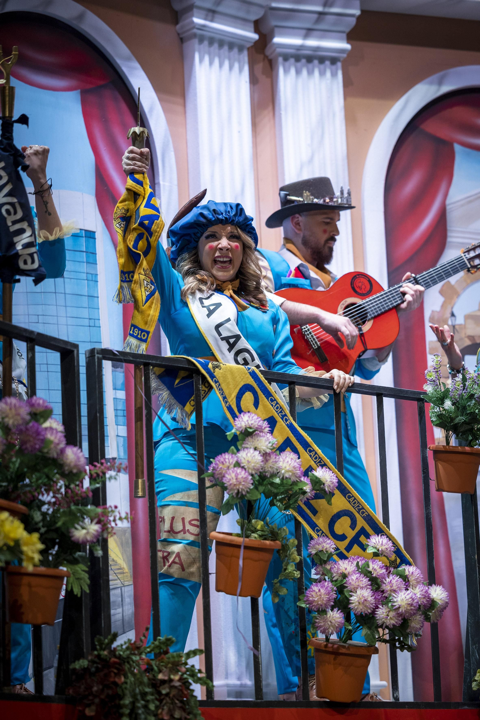 Comparsa 'El cantón independiente (que vivan las mujeres de Cai)'