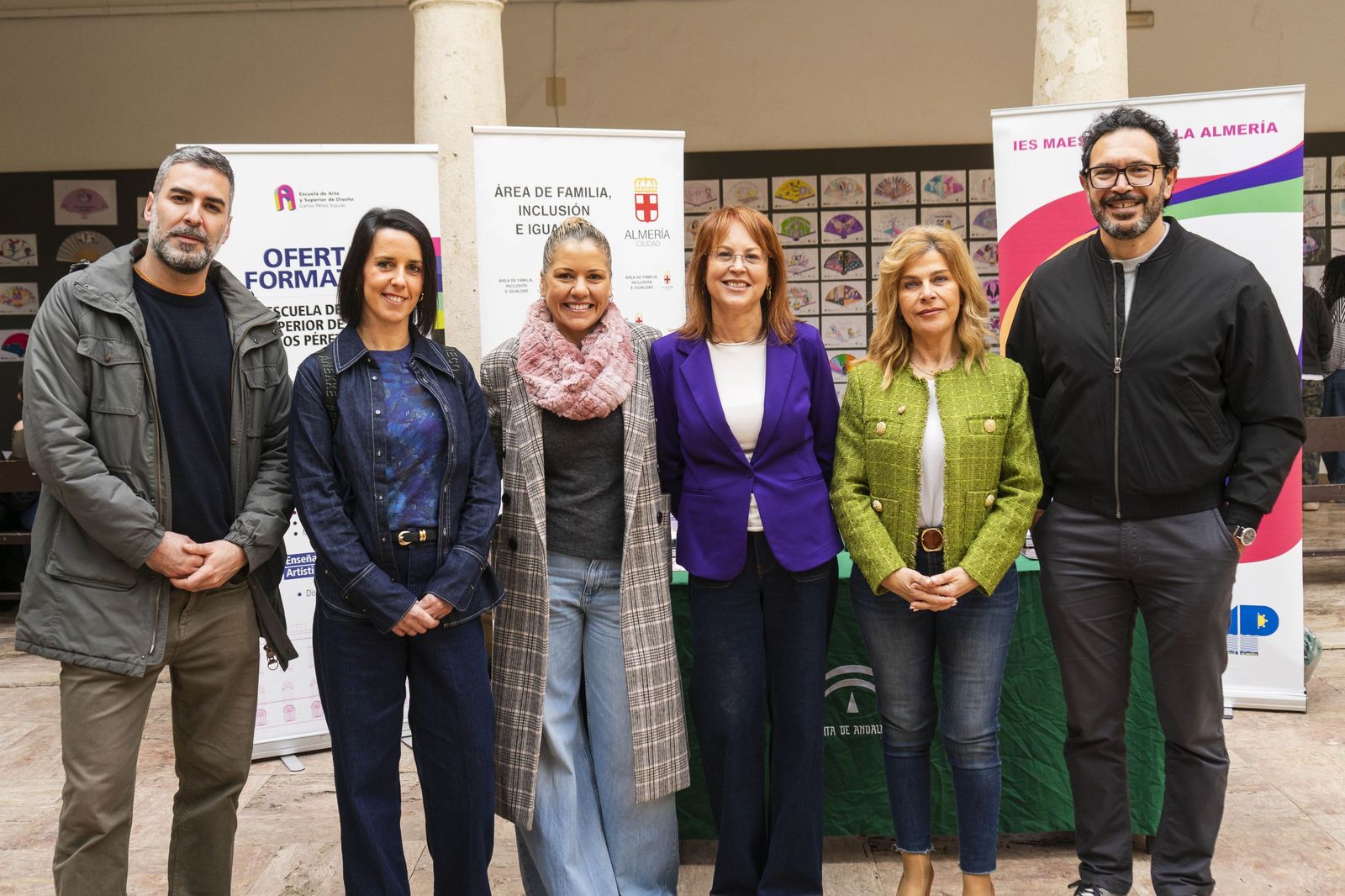 Las imágenes de los premios de la VII Edición del Concurso Intercentros 'Dale al Arte por la Igualdad'