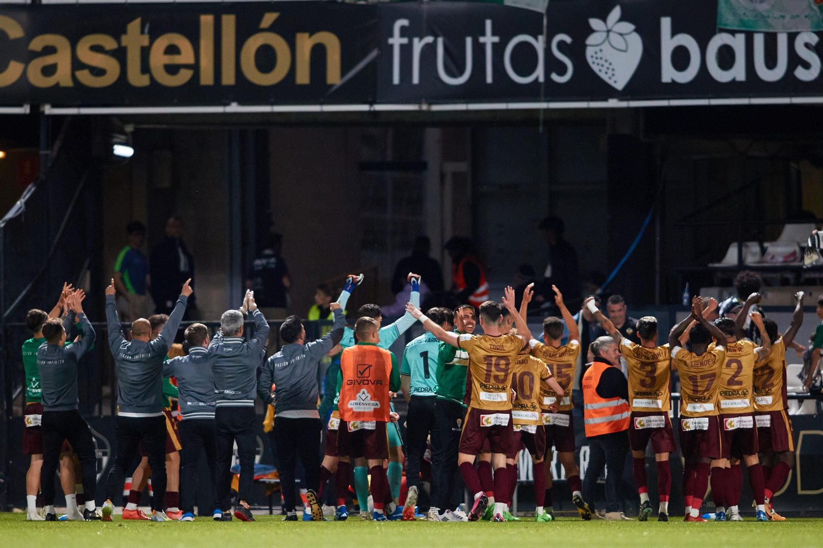Las mejores fotos del ambiente en Castalia para el Castellón - Córdoba CF