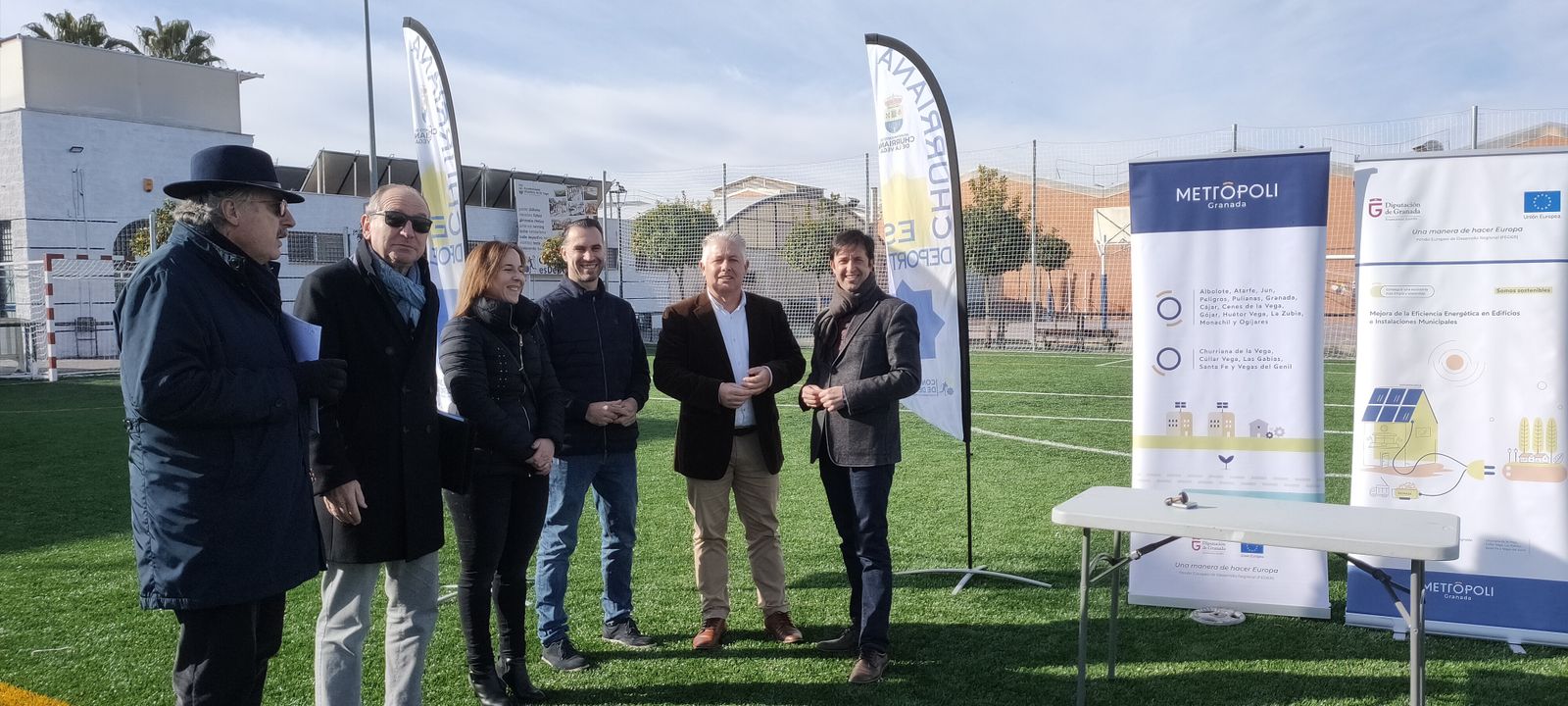 El Diputado de Obras Públicas de la Diputación de Granada y el alcalde de Churriana de la Vega en las instalaciones deportivas mejoradas con fondos EDUSI