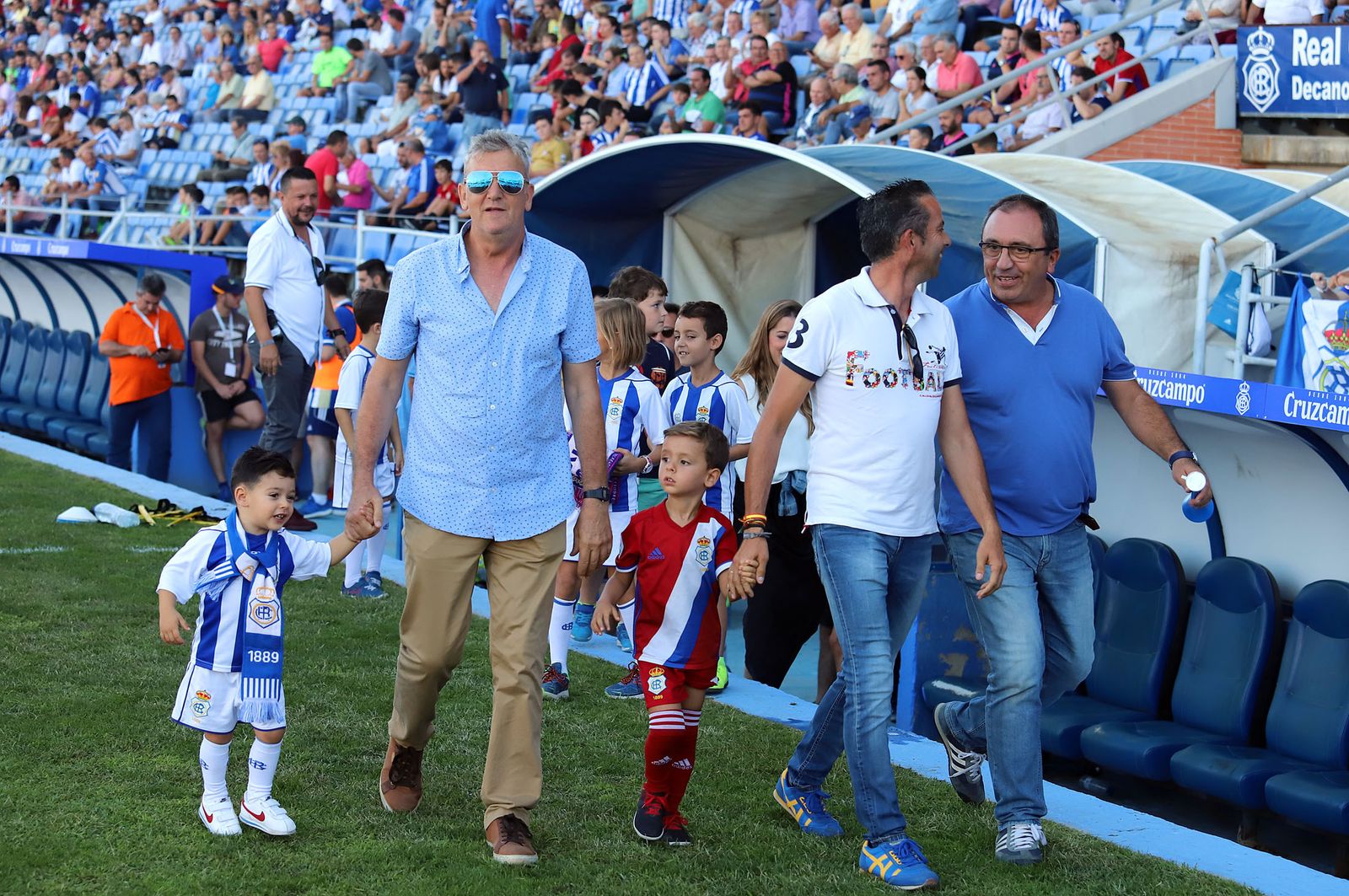 Imágenes del mejor ambiente en el Estadio Nuevo Colombino