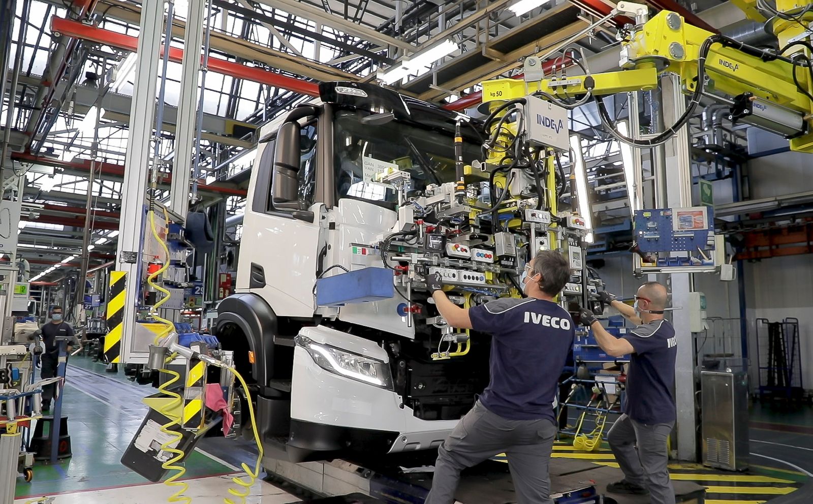 El sector de la automoción crece un 4 por ciento en 2025 y ya emplea a casi 600.000 personas