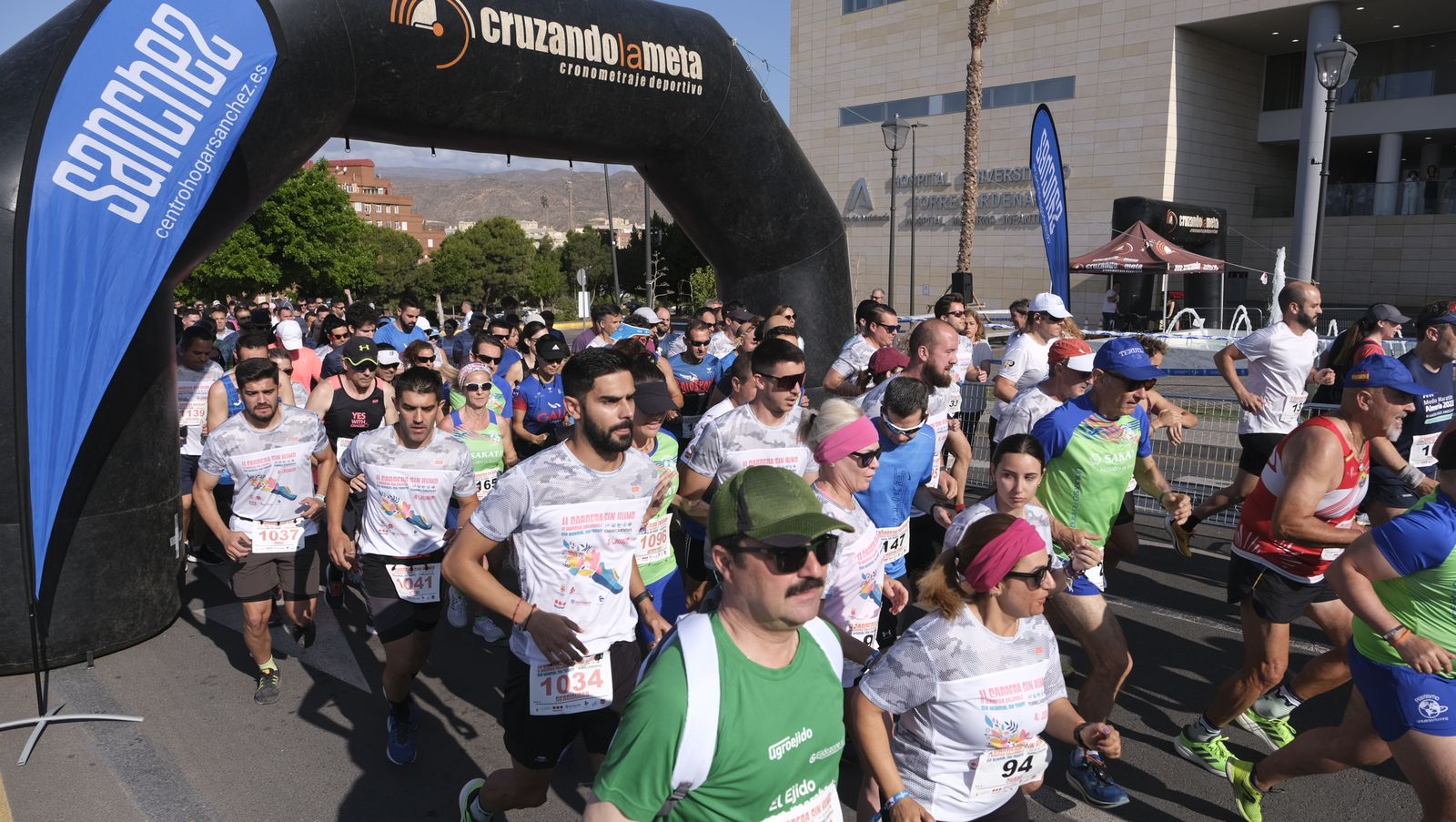 Imágenes de la II Carrera Sin Humo, en Almería