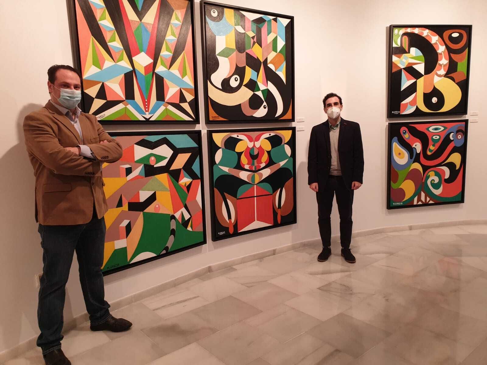 Juan Manuel Martín y Carlos Sánchez en la exposición ‘Amanecer’.