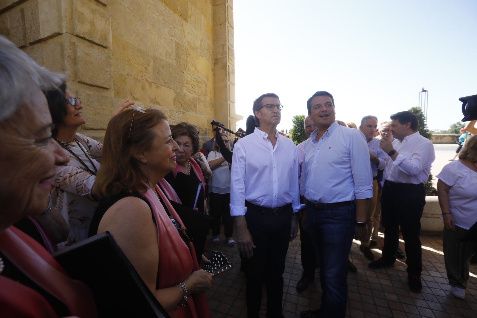 La visita de Núñez-Feijóo a Córdoba, en imágenes