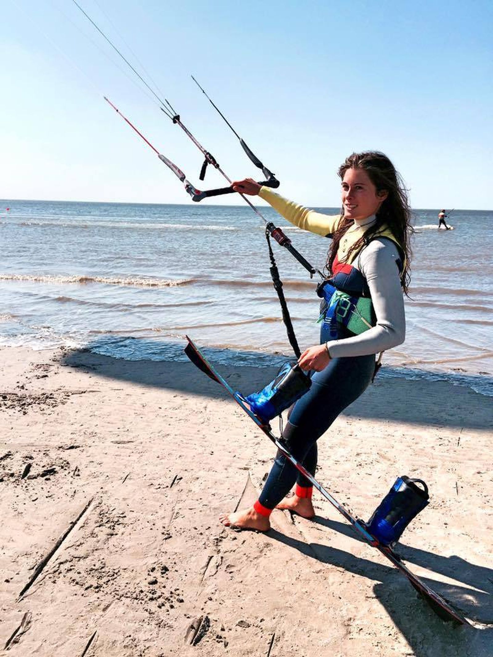 Gisela Pulido, durante un entrenamiento previo a su participación en un campeonato del mundo de kitesurf.