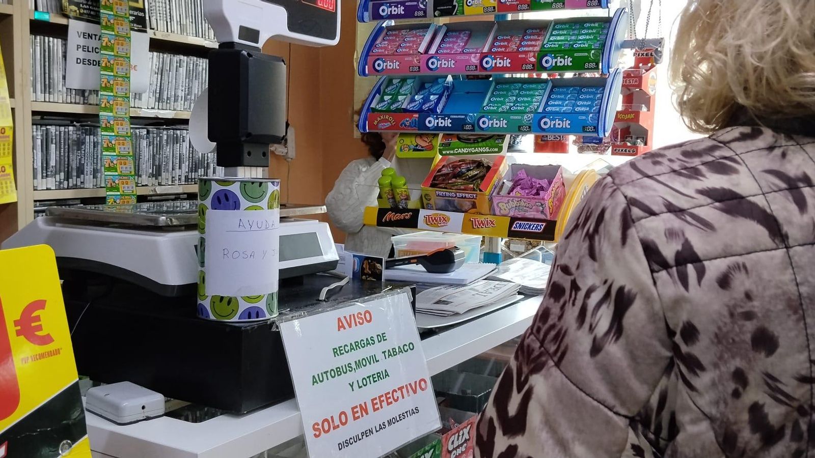 Hucha solidaria en la tienda El Ratoncito Pérez para ayudar a la familia afectada