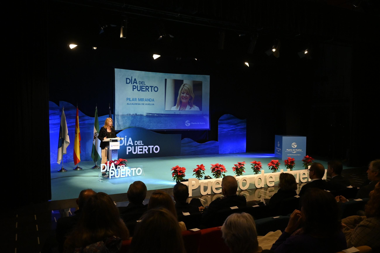 Imágenes del acto de celebración del Día del Puerto, en Huelva