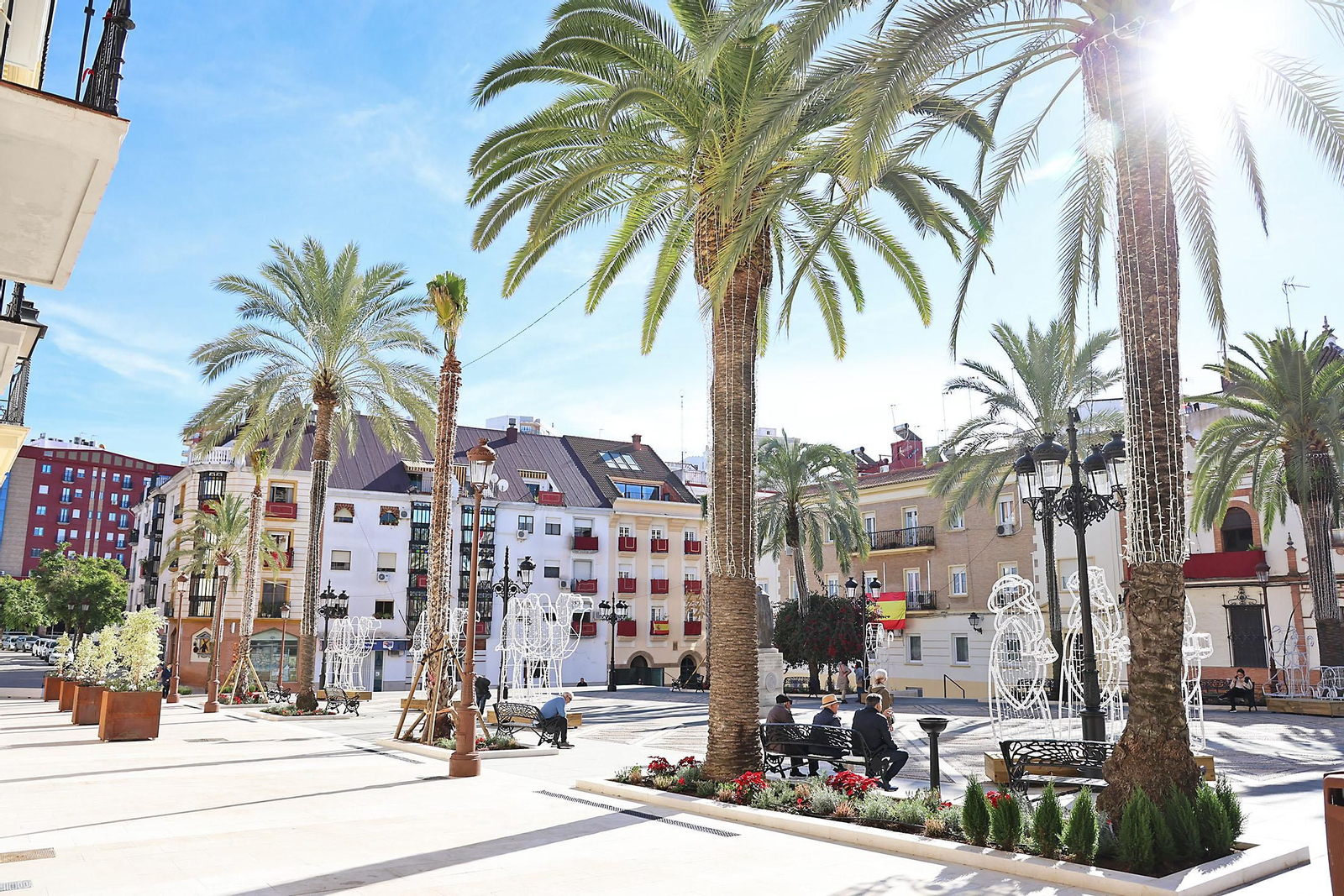 Así luce la Plaza de San Pedro tras el primer día de su reapertura