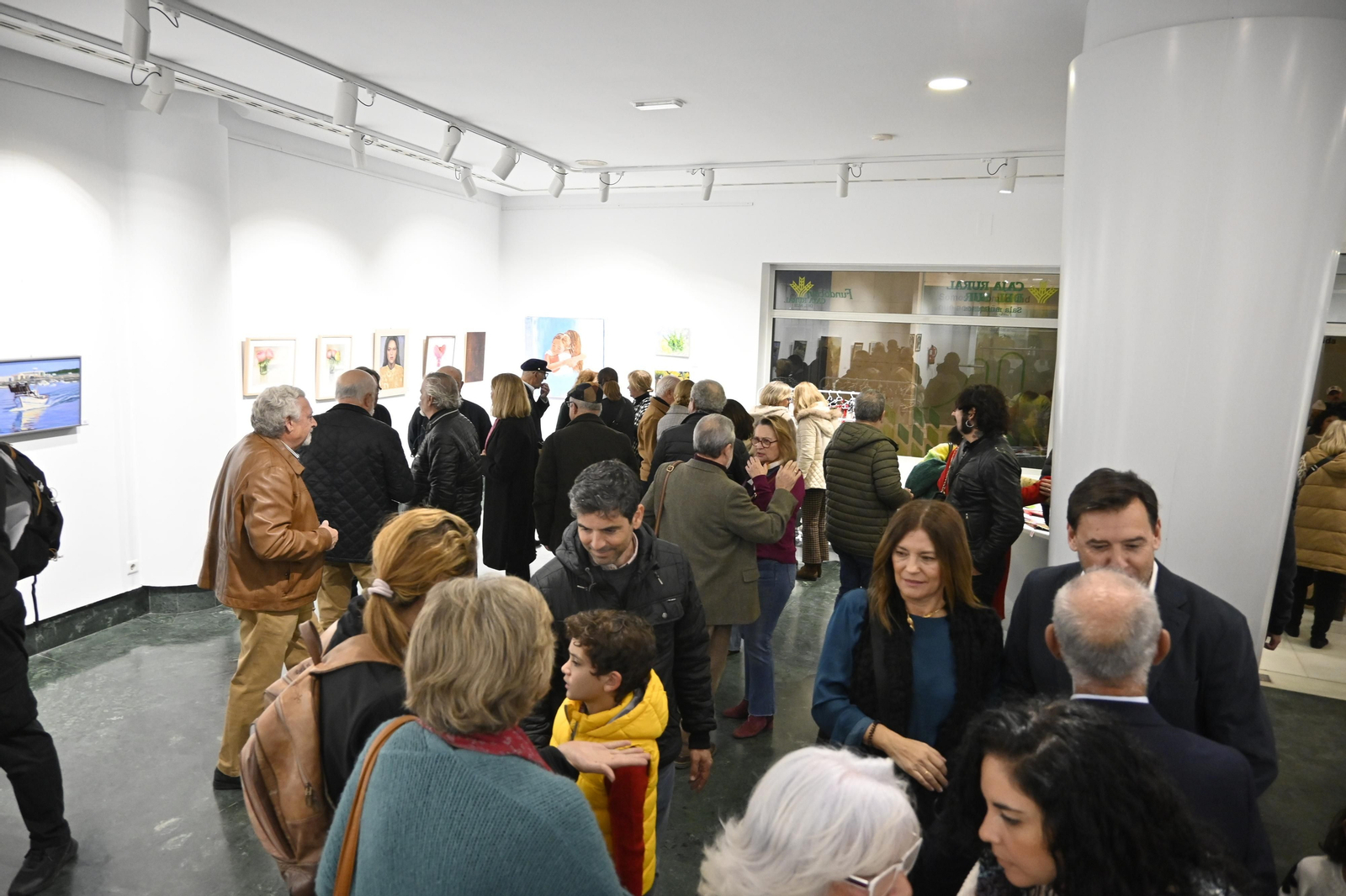 Inauguración de la muestra solidaria titulada 'ArtistasxPrincesa. Una obra por cada princesa RETT'