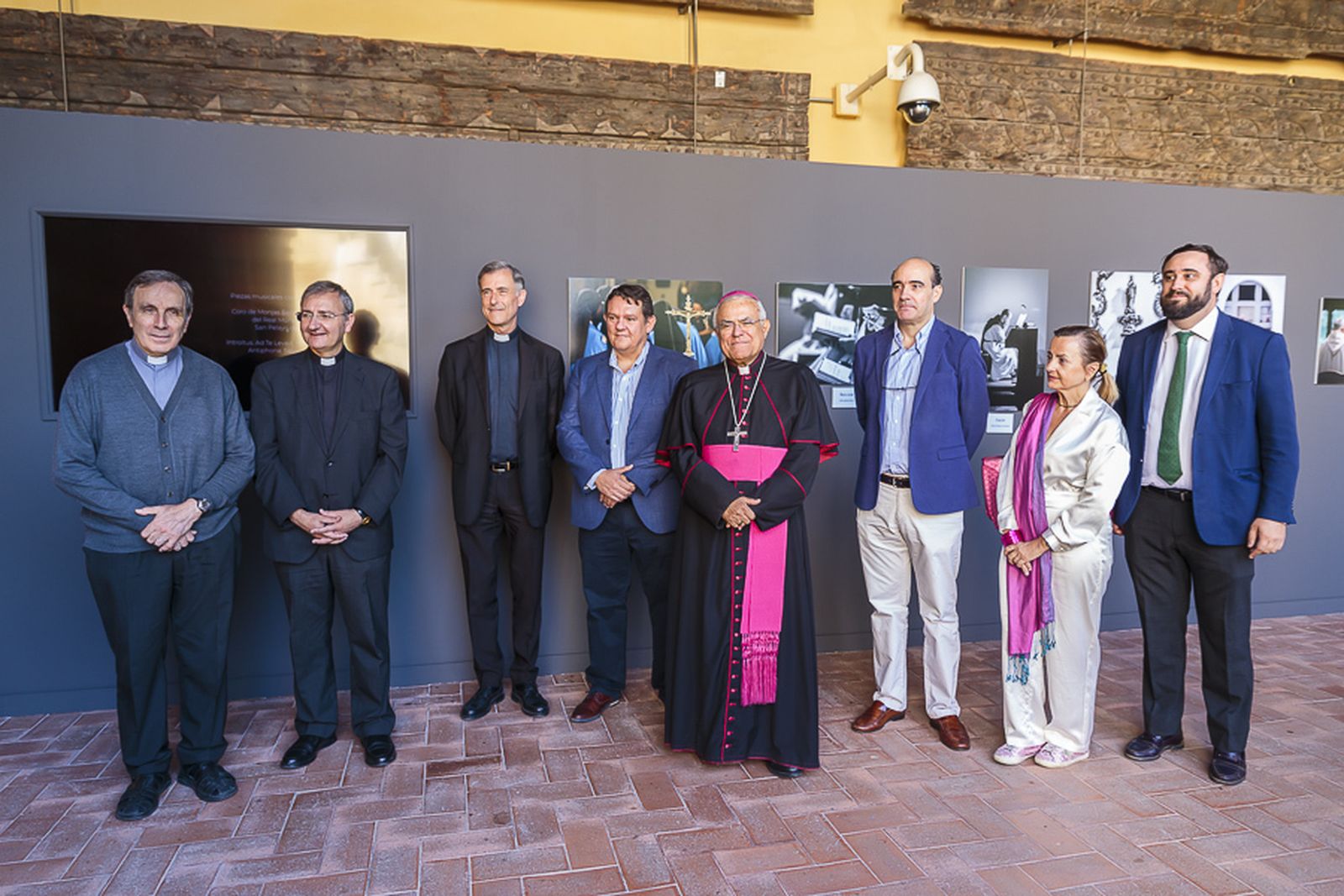 La exposición 'Ventanas al cielo. Dentro de la clausura' de Córdoba, en imágenes