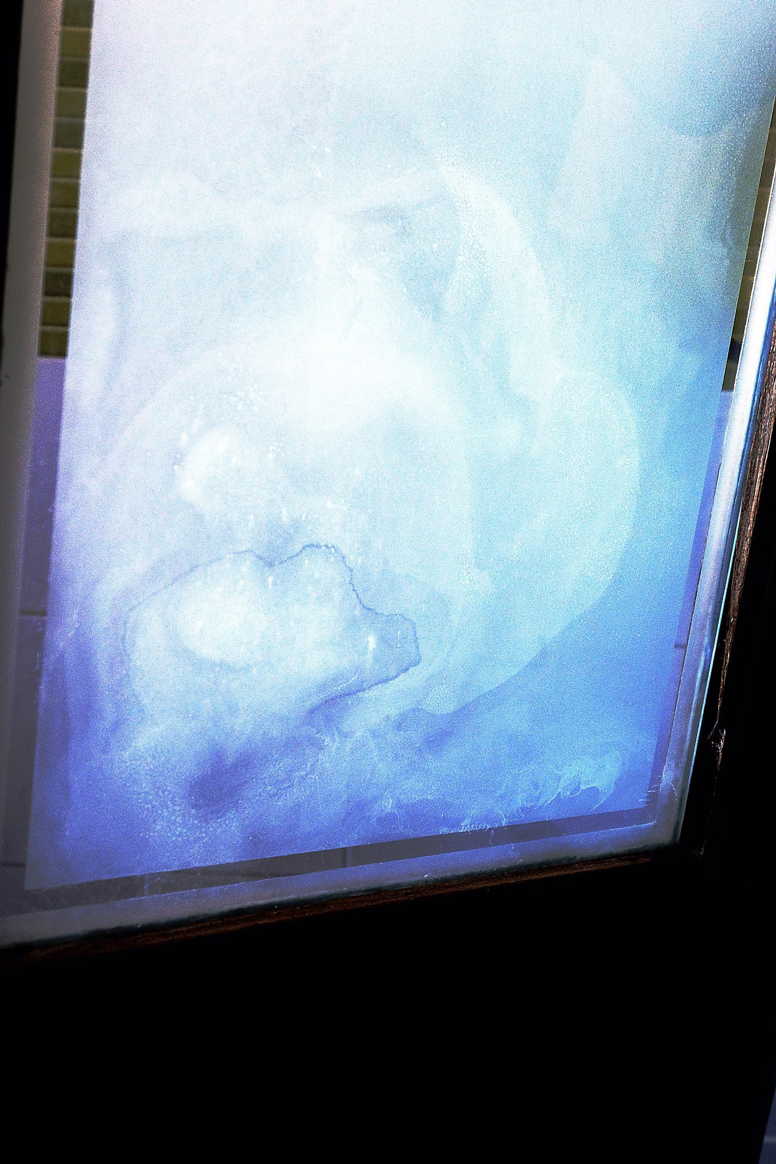 Rostro aparecido en un cristal de Vera, en su estado actual.