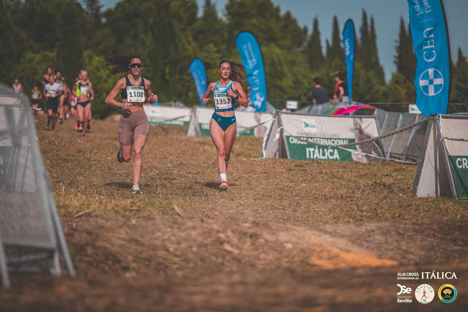 Búscate en las fotos del Cross de Itálica 2025 | 1