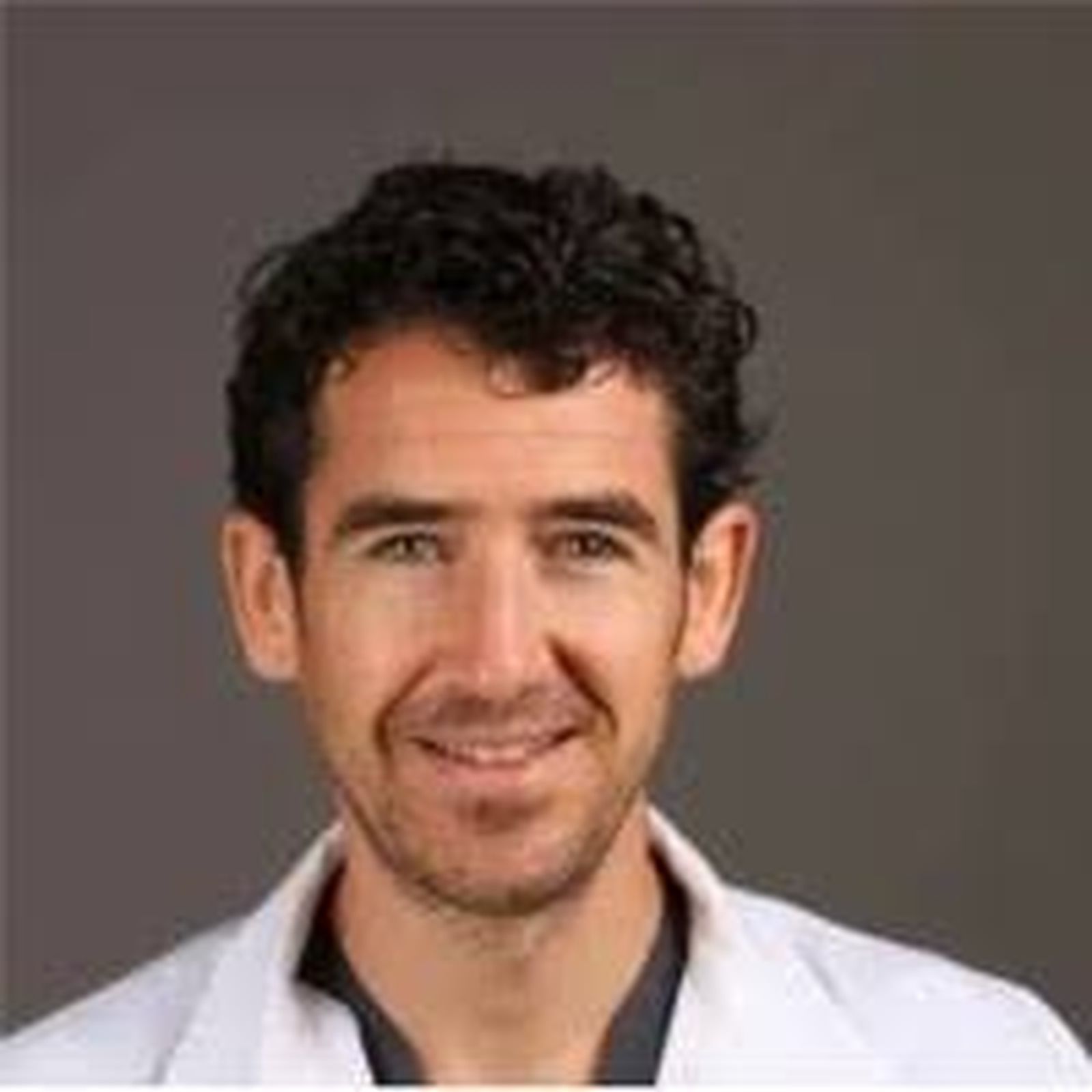 Dr. Manuel Estévez Campllonch