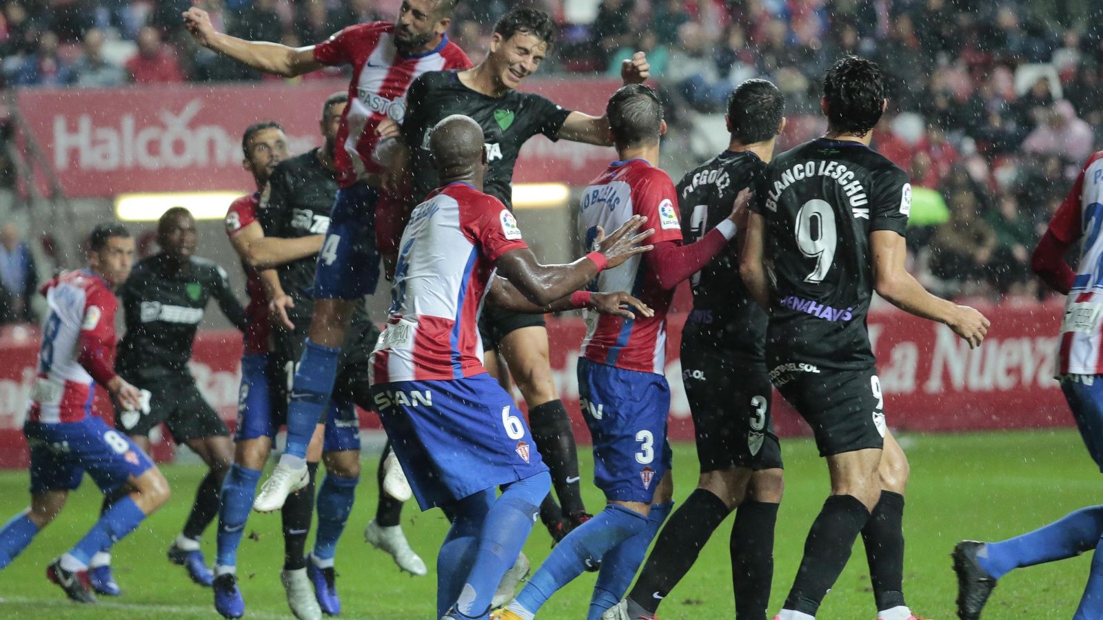 El Sporting visita Los Cármenes tras no ganar en las últimas siete jornadas.