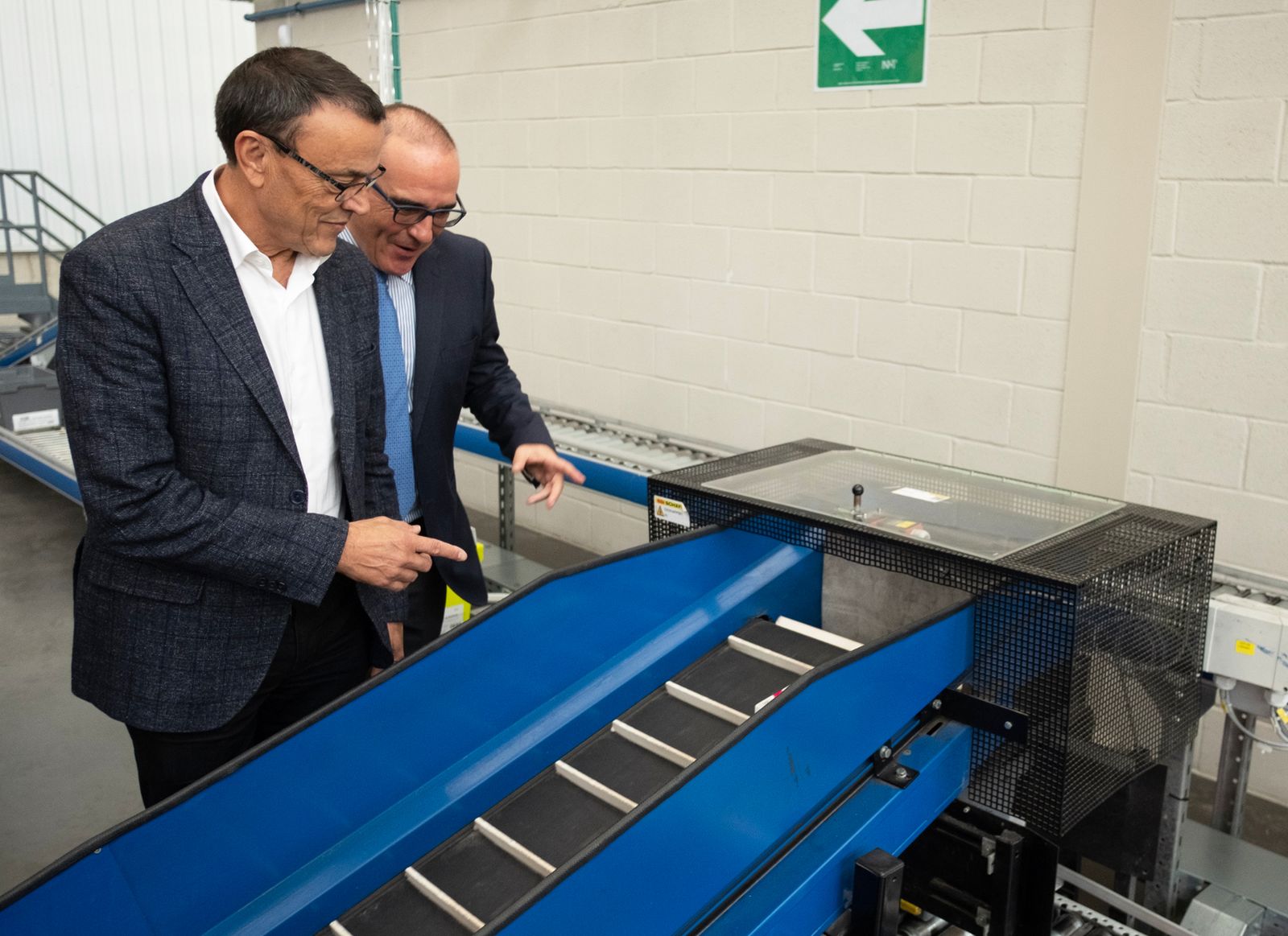 Caraballo en su visita a Bidafarma.