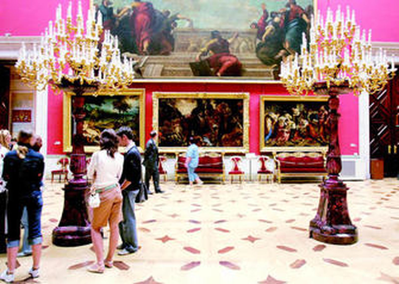 Una de las salas del museo Hermitage de San Petersburgo.