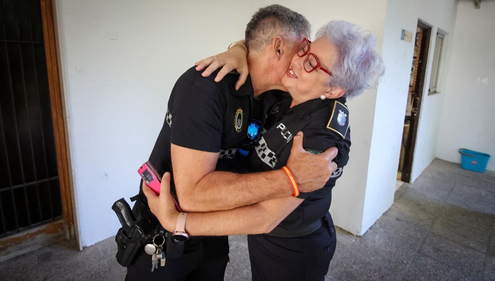 Mari Luz la primera mujer policía de Jerez se jubila