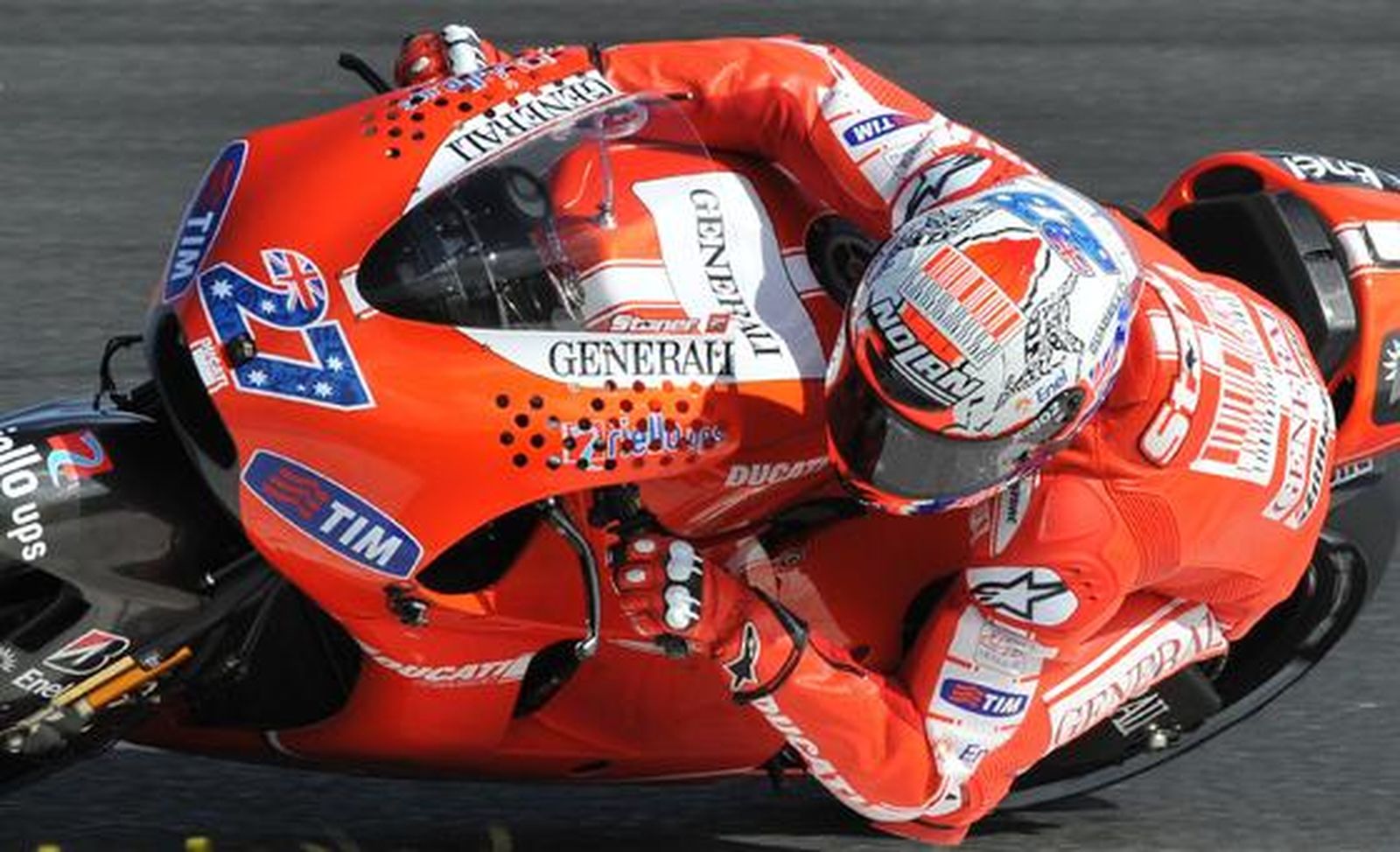 Stoner vuelve a imponer su ley en Australia y vence por delante de Lorenzo y Rossi.

Foto: EFE · AFP · Reuters