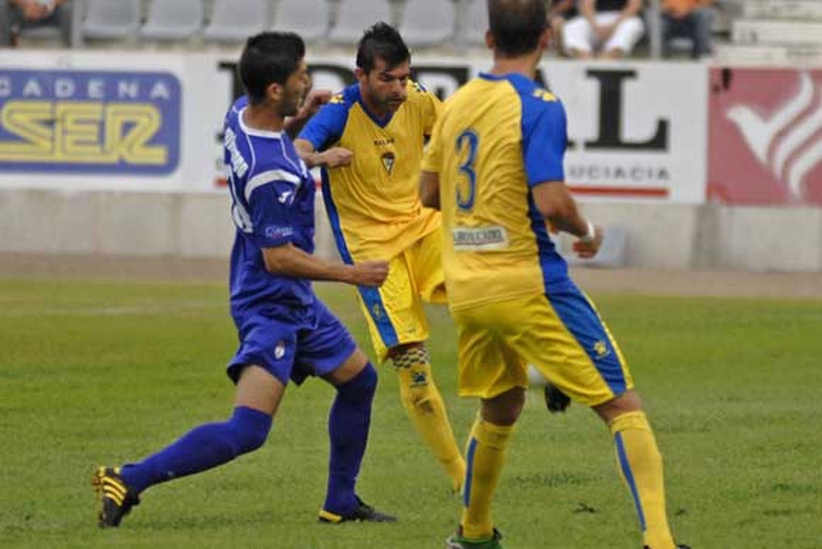Un partido de suspensión para Baquero y Héctor Yuste
