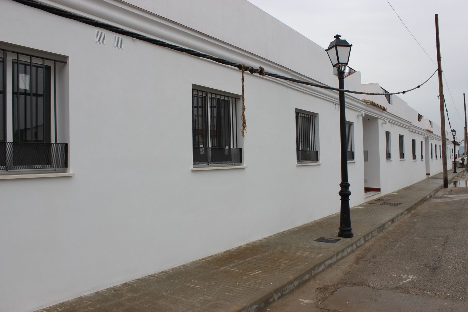 El Ayuntamiento ha reconstruido 22 viviendas de una promoción de protección oficial en el Coto de Bornos.