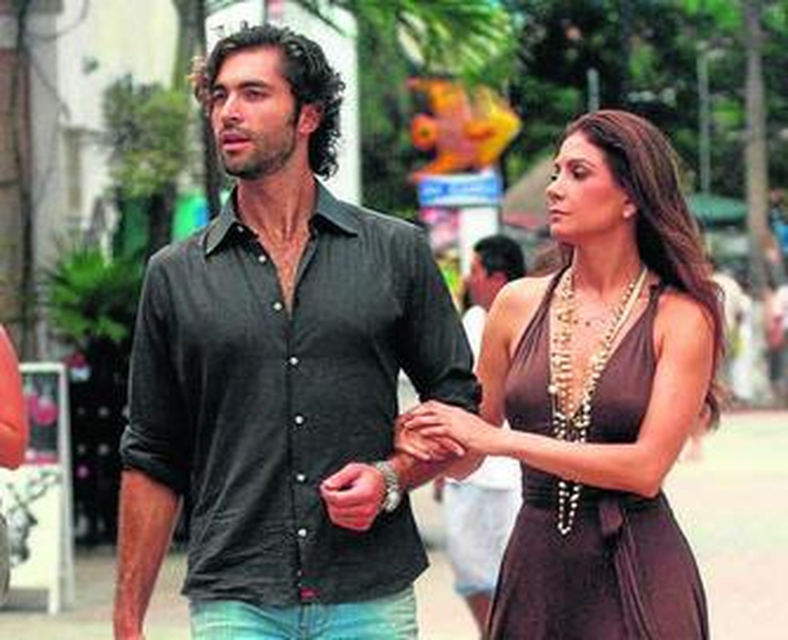 Patricia Manterola ultima los preparativos de su bodaSe casa el hijo del millonario Carlos Slim