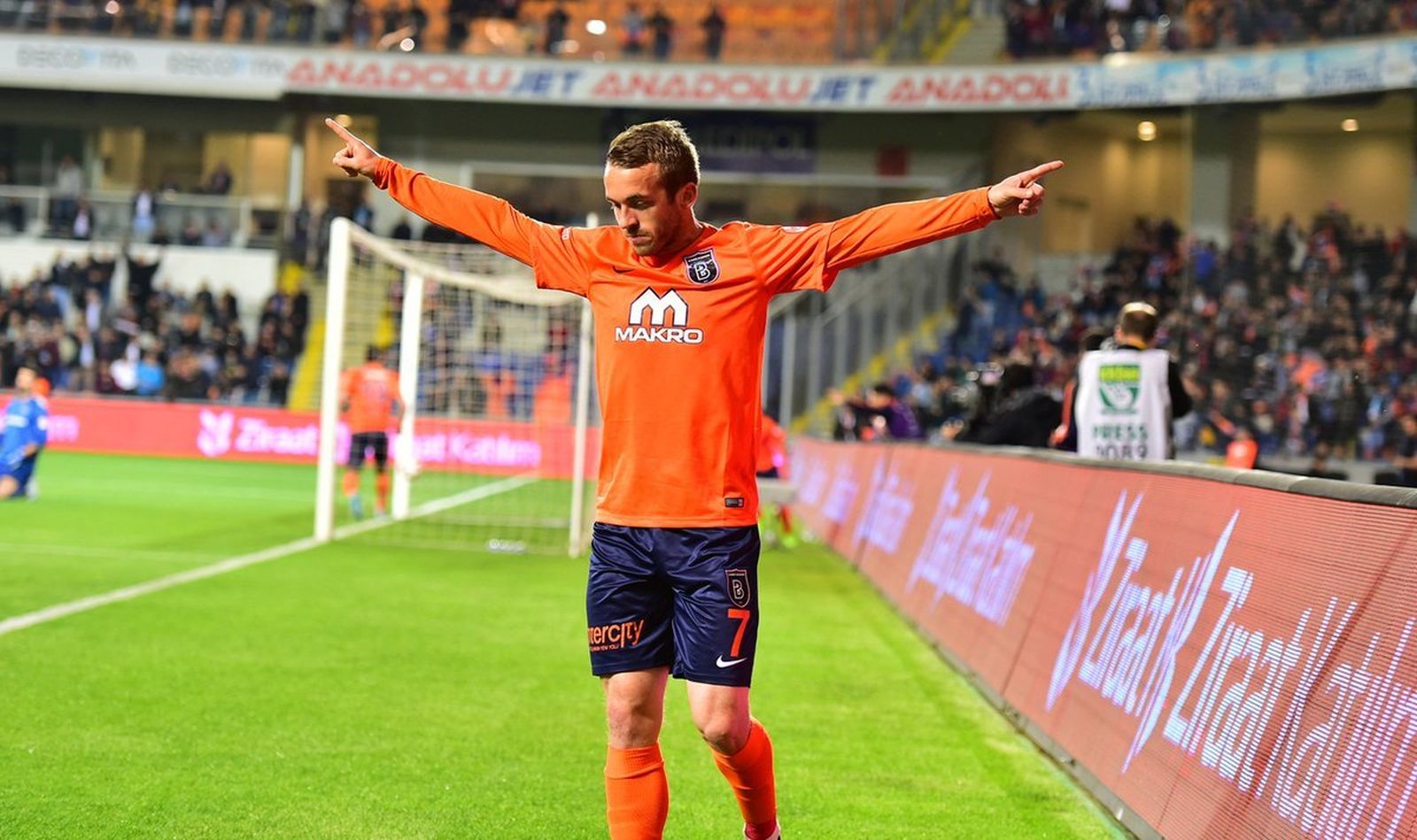 El bosnio Edin Visca, el futbolista más destacado del Basaksehir.