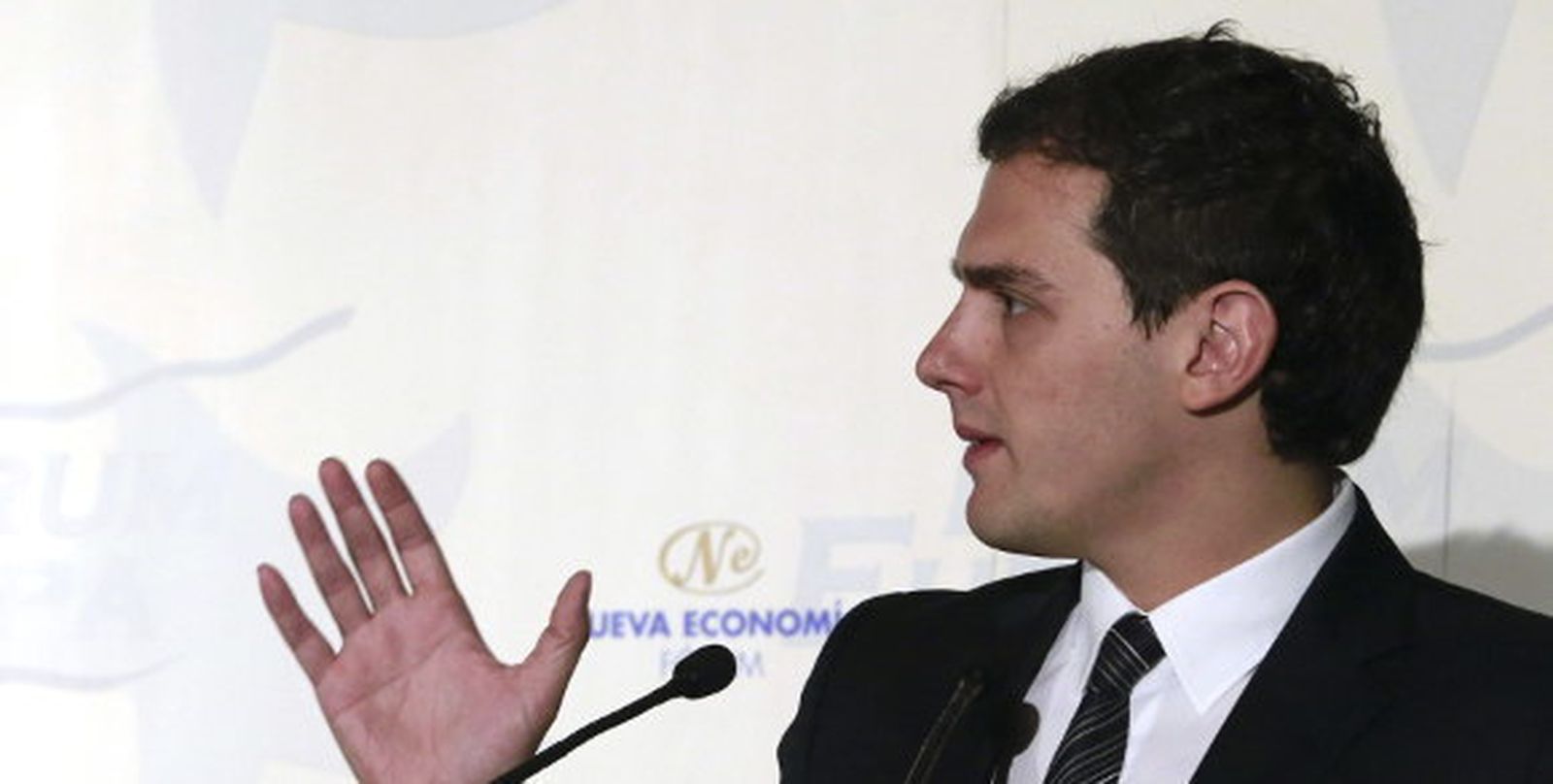 Rivera: "La regeneración democrática pasa por los nacidos en la democracia"