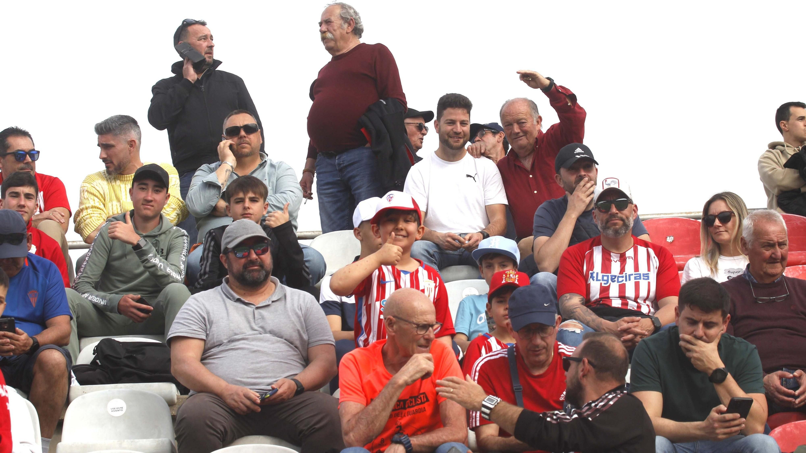 Búscate en el Algeciras CF  - Linares de Primera Federación
