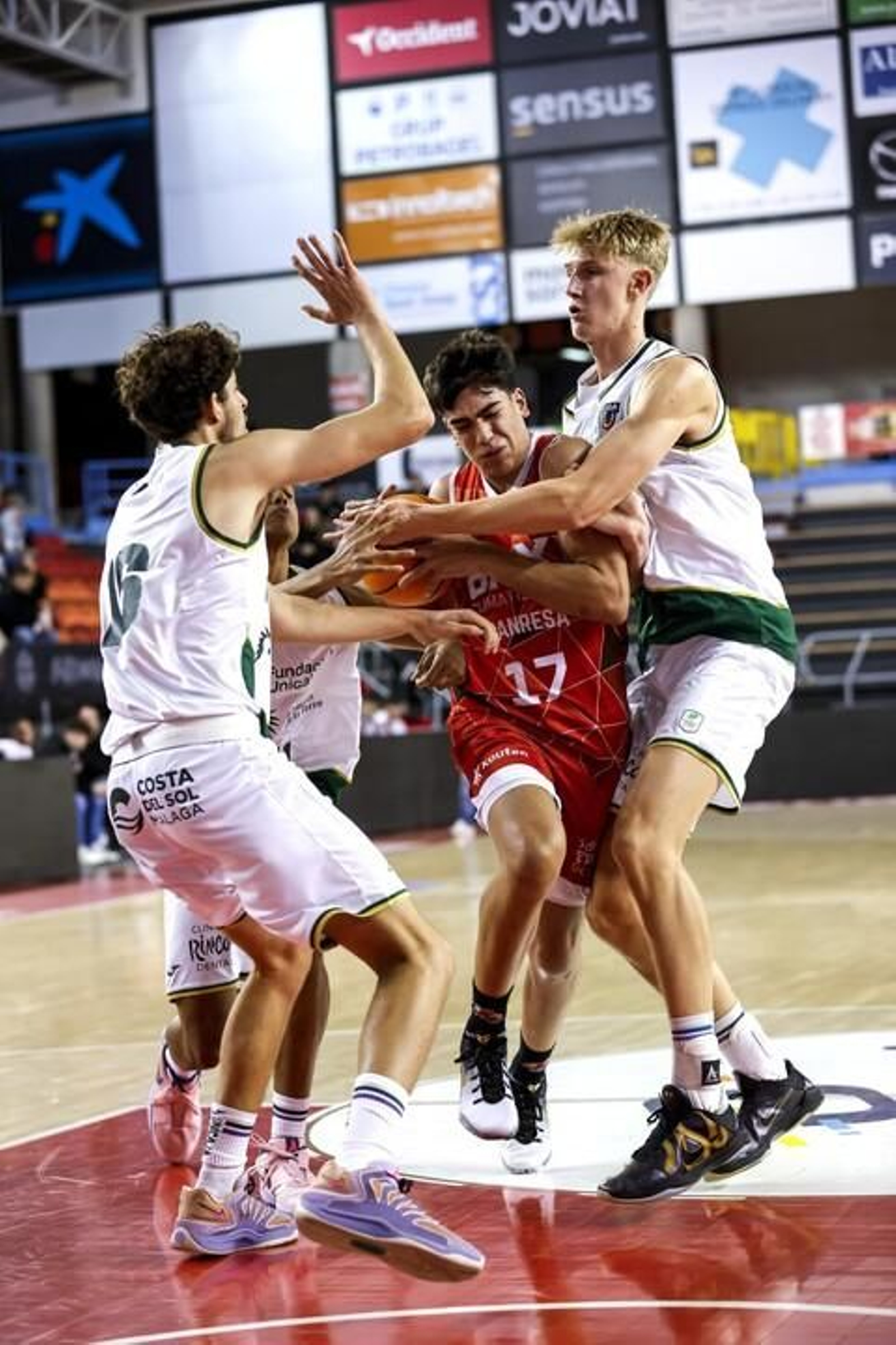 Liga U22: El Unicaja rozó la épica en Manresa con Moller y Butajevas descomunales