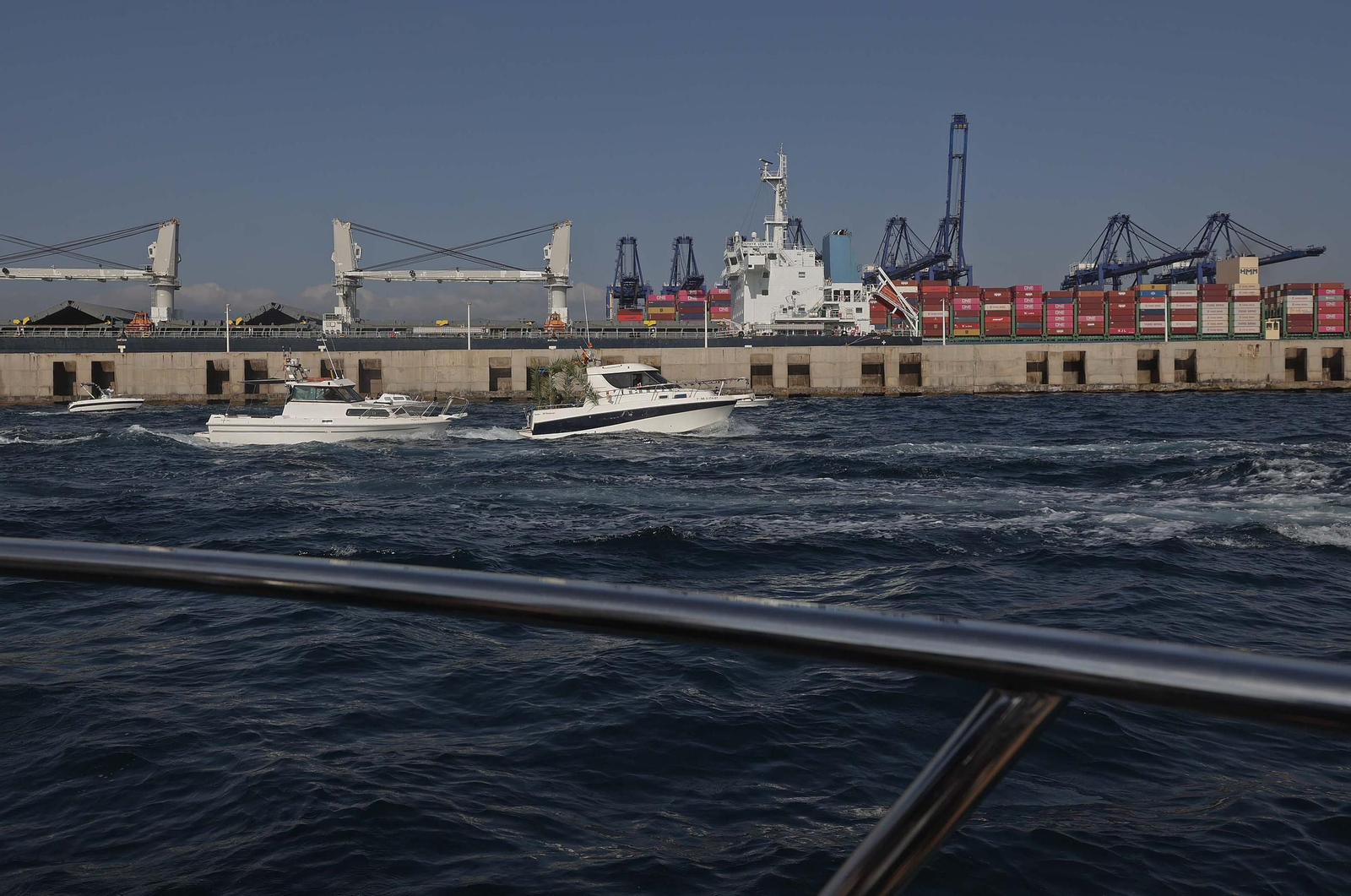 Las mejores fotos de la romería marítima de la Virgen de la Palma de Algeciras 2025