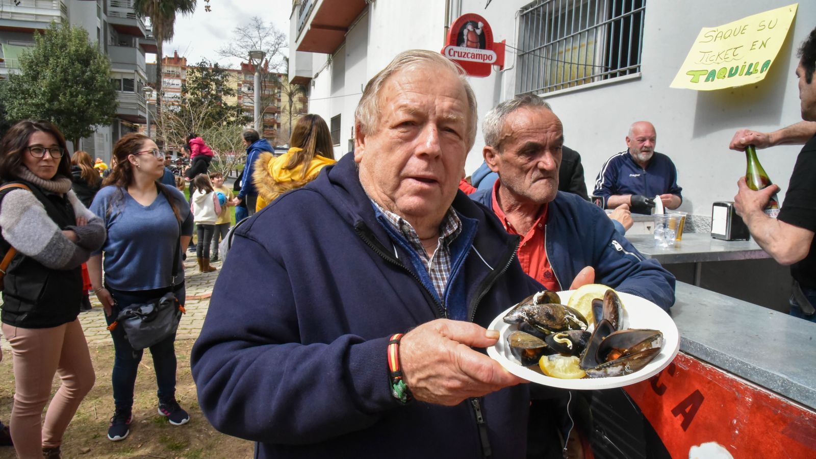 Las fotos de la mejillonada Popular en San José Artesano