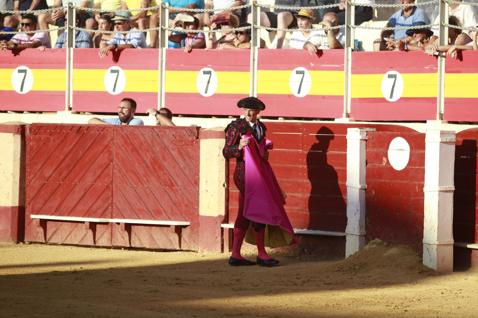 Triunfo del diestro Emilio de Justo en la Corrida de Toros de la Feria de Almería 2023