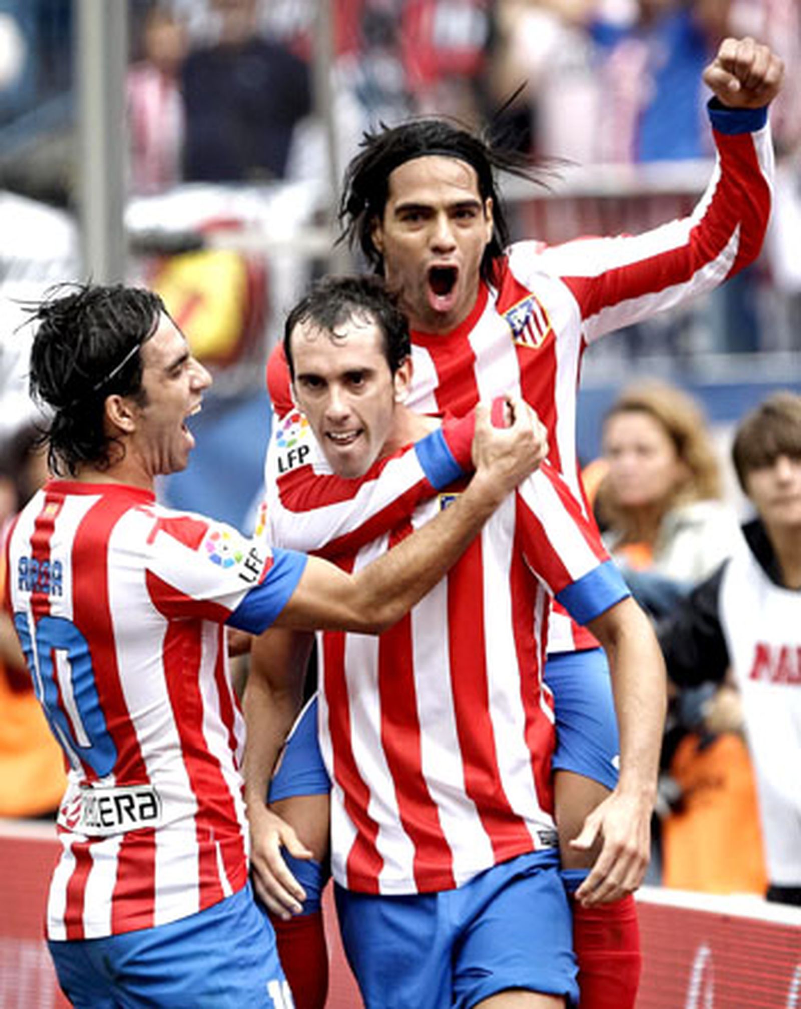 El primer tiempo sostiene al Atlético (2-1)