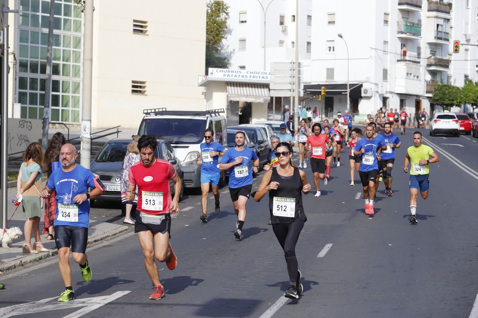 Las imágenes de la vuelta a Huelva de atletismo