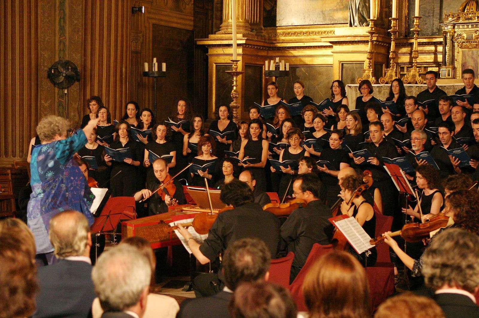 Concierto organizado por la US en la Iglesia de la Anunciación.