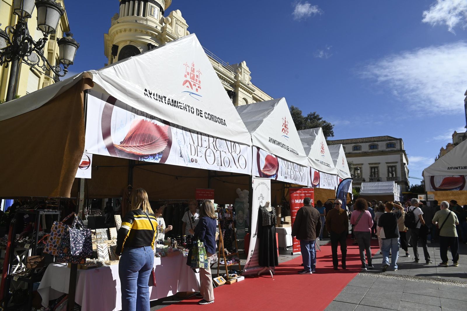 En fotos, el Mercado de Otoño en la Plaza de las Tendillas de Córdoba