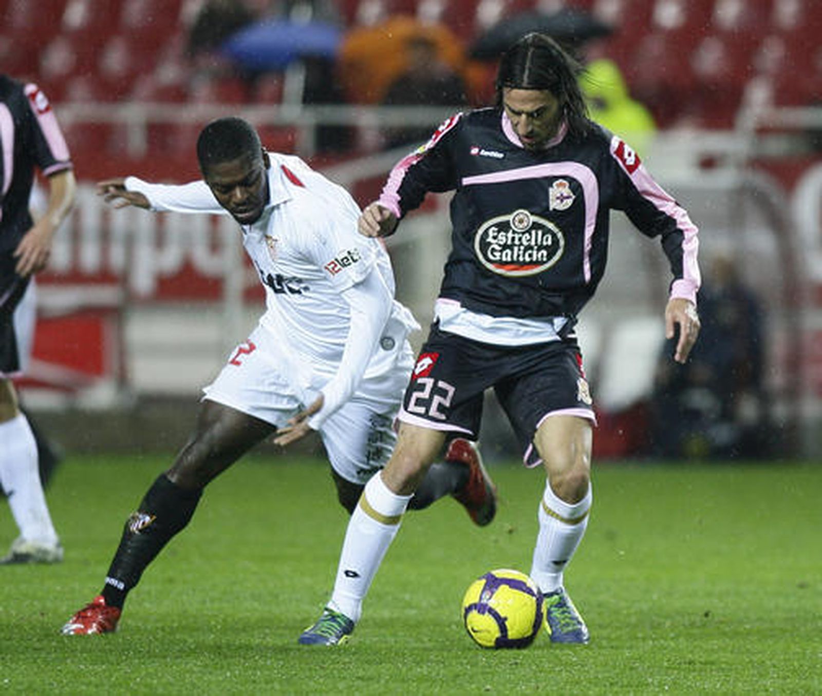 El Sevilla cumple en casa y ya está en las semifinales de la Copa del Rey. / Antonio Pizarro