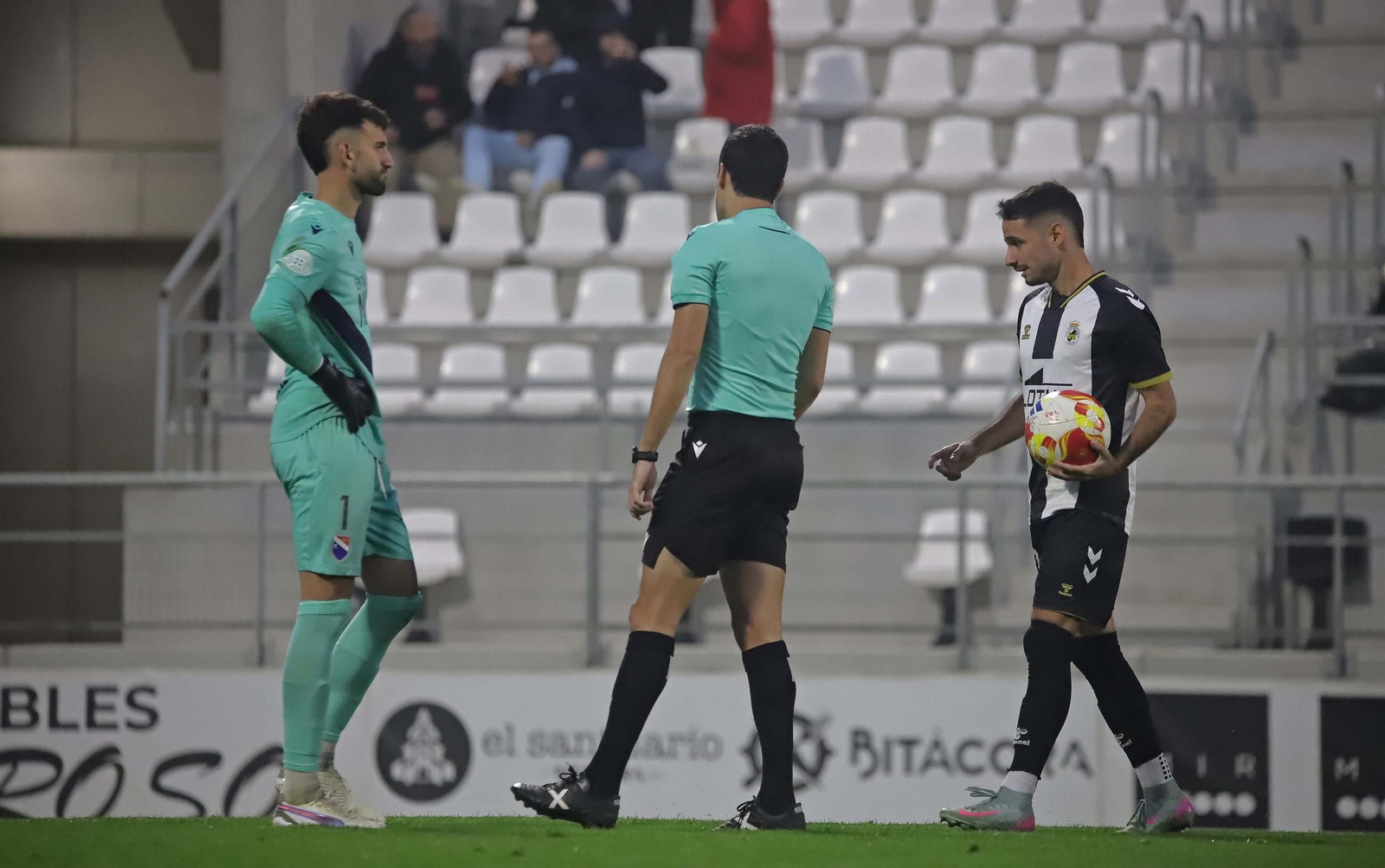 Las mejores fotos del Balona - Dos Hermanas de Tercera Federación