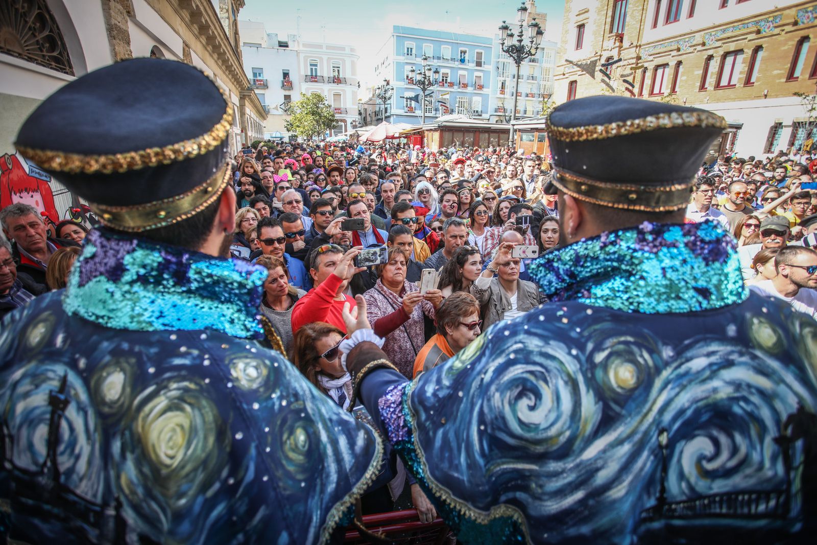 Batalla de coplas en el centro histórico