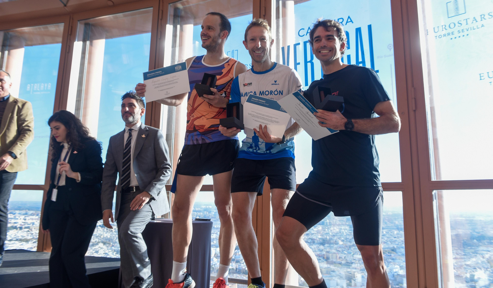 Imágenes de la I Carrera Vertical Eurostars Torre Sevilla