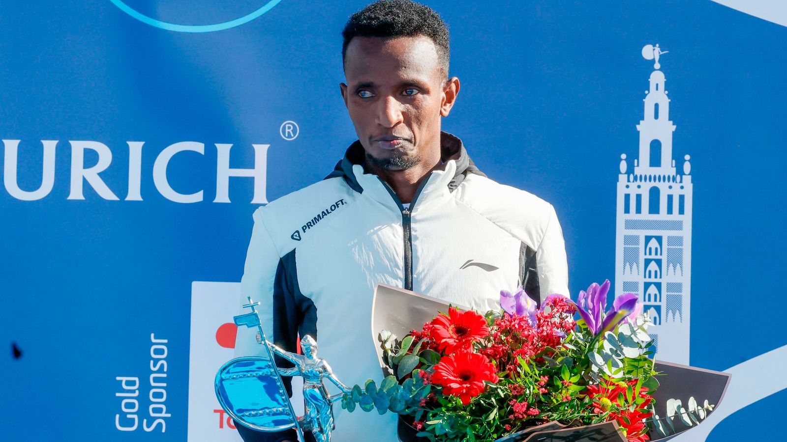 El atleta etíope Selemon Barega, ganador del Maratón de Sevilla en 2025.